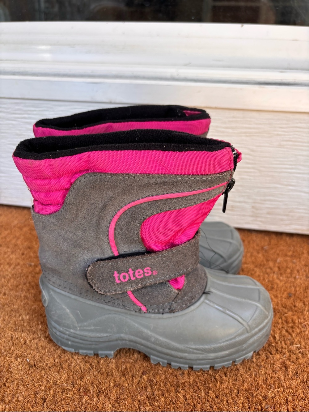 Totes Winter Boots Lil Jean Girls Snow Boots Waterproof Pink Gray